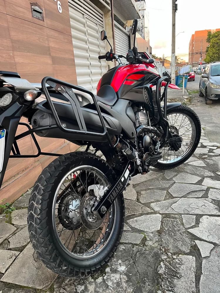LANDER 250 