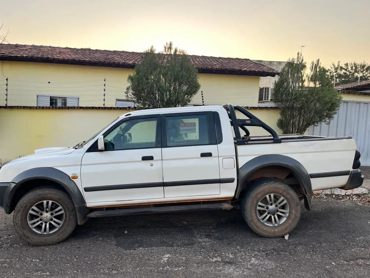 Mitsubishi L200 GLS Sport 2.5 4X4 121cv CD DTI Dies 2007