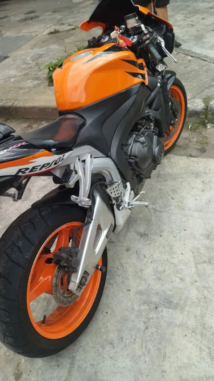 Moto muito boa 