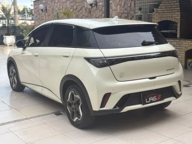 BYD Dolphin EV (Elétrico) 2026