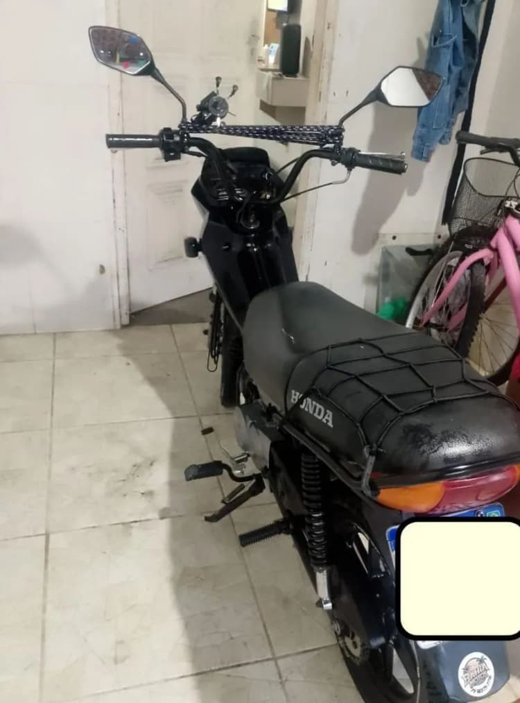 Moto a venda ano 2012 