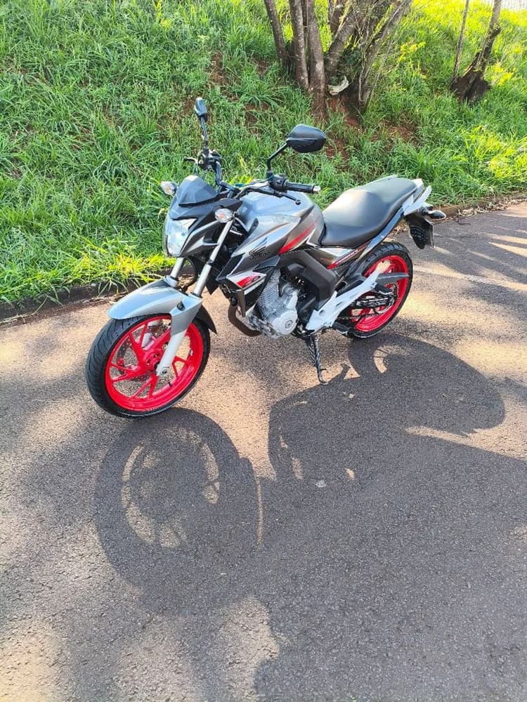 CB TWISTER 