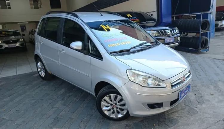 Fiat Idea Attractive 1.4 Fire Flex 8V 5P 2014