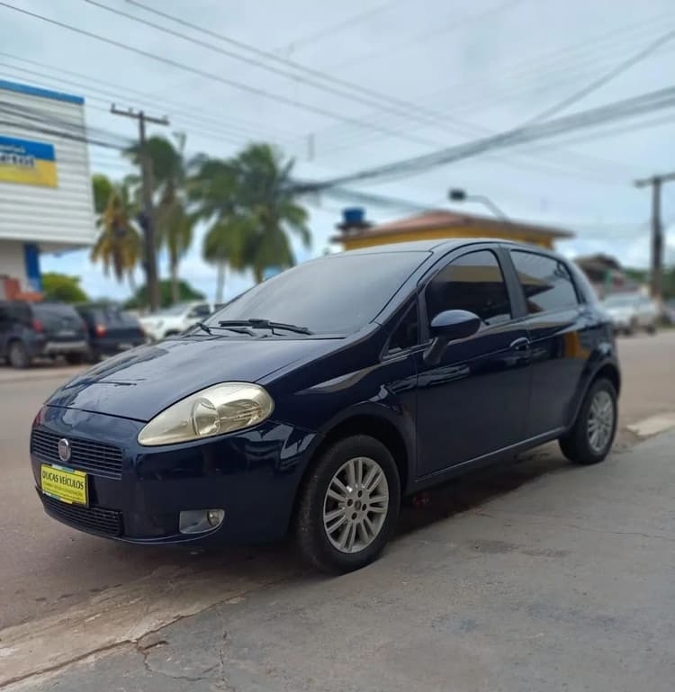 Fiat Punto Attractive 1.4 Fire Flex 8V 5P 2011