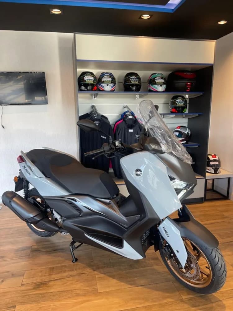 Yamaha XMAX 300 2026 / LEANDRO