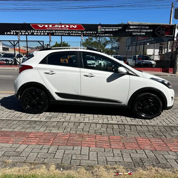 Hyundai HB20X Style 1.6 Flex 16V Mec. 2015