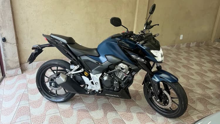 CB300F ABS 2025