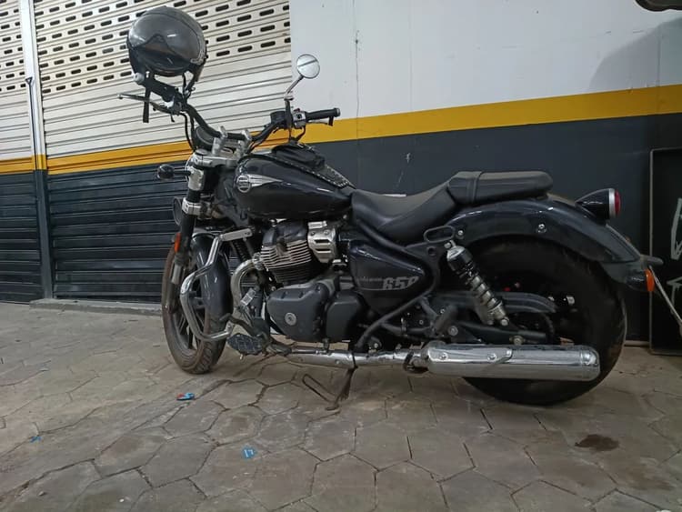 Supermeteor 650 Astral black