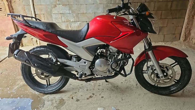 FAZER 250 2012 