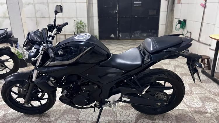 Yamaha R3 Nova