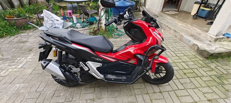 Honda ADV 