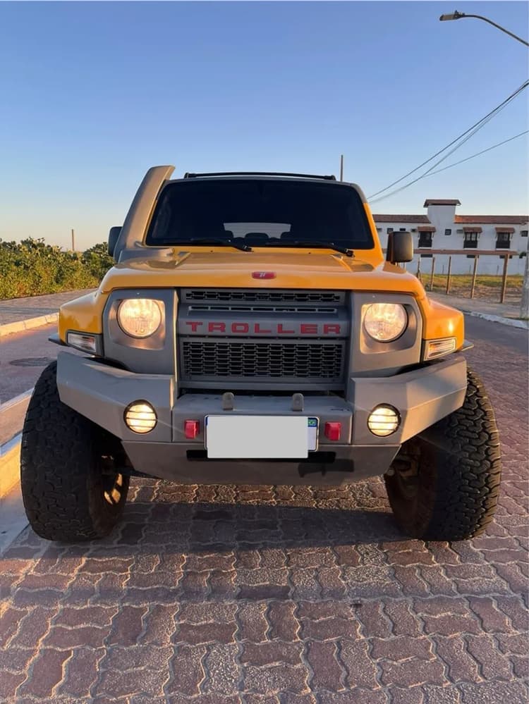 Troller T-4 XLT 3.2 2015