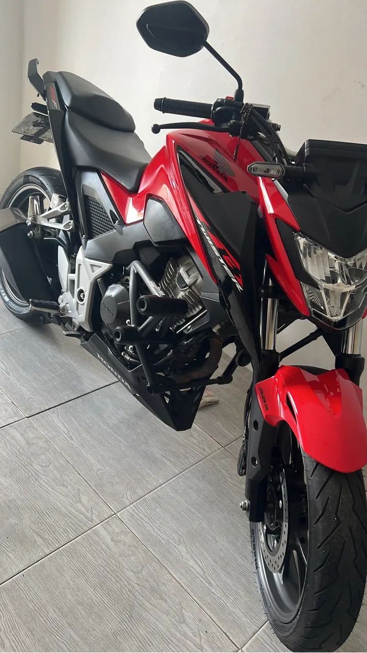 CB Twister 300f 
