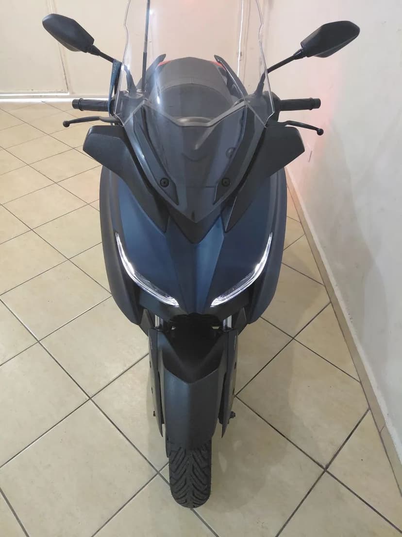 Xmax 250 ABS