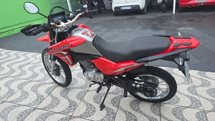 Bros 160