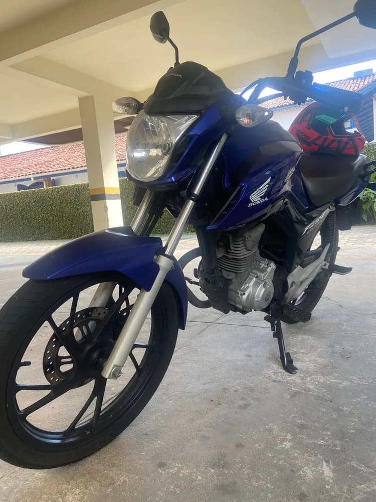 Fan com 18mil km (zera)