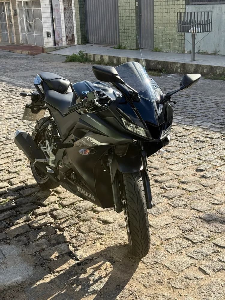 R15 - 2025 