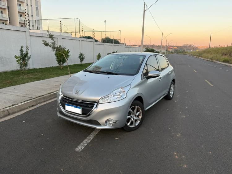 Peugeot 208 Active/active Pack 1.5 Flex 8V 5P 2016
