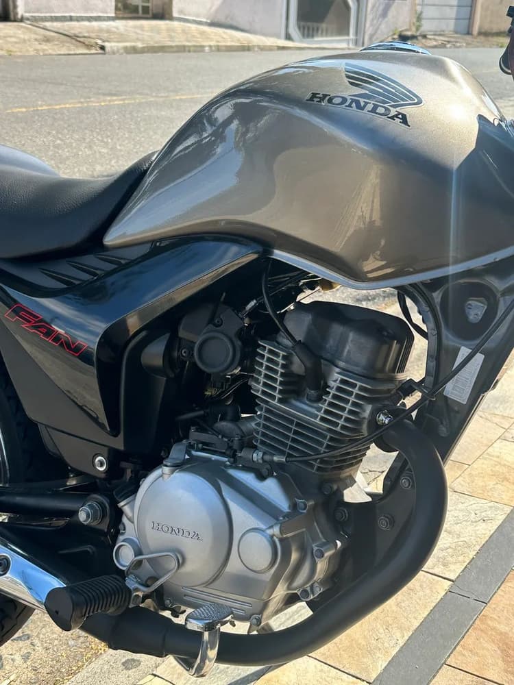 Honda cg 150 esi 