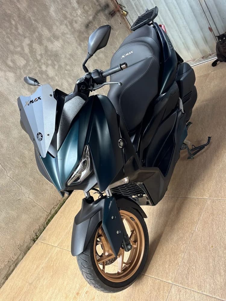 Xmax 250 2023