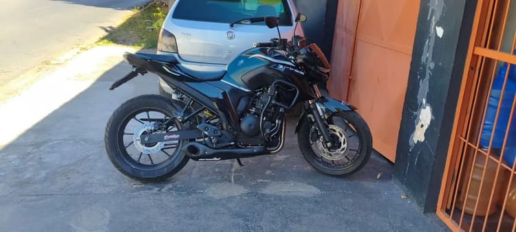 Fazer 250