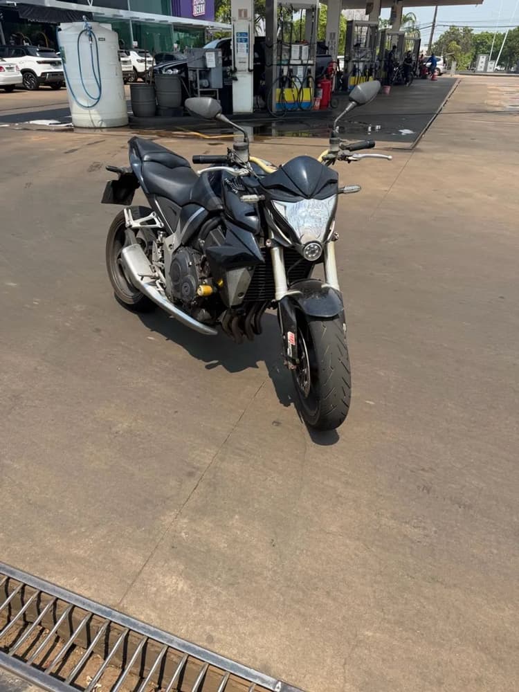 Cb1000r 