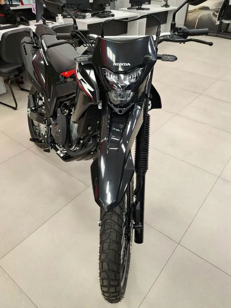 XR 300 TORNADO