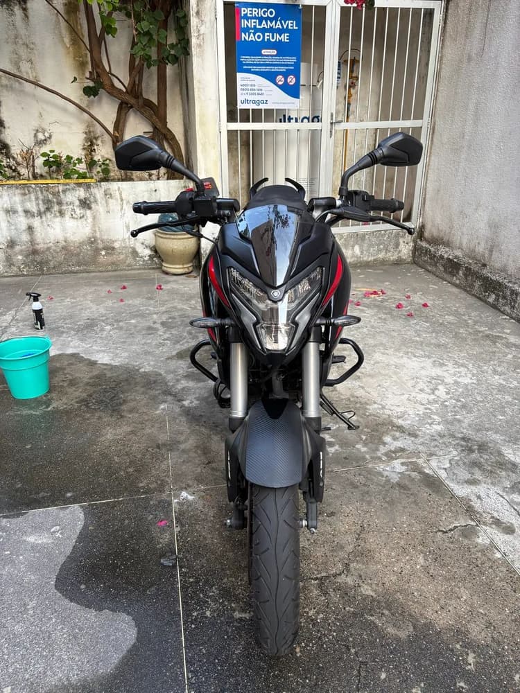 Bajaj 160 para quitar 