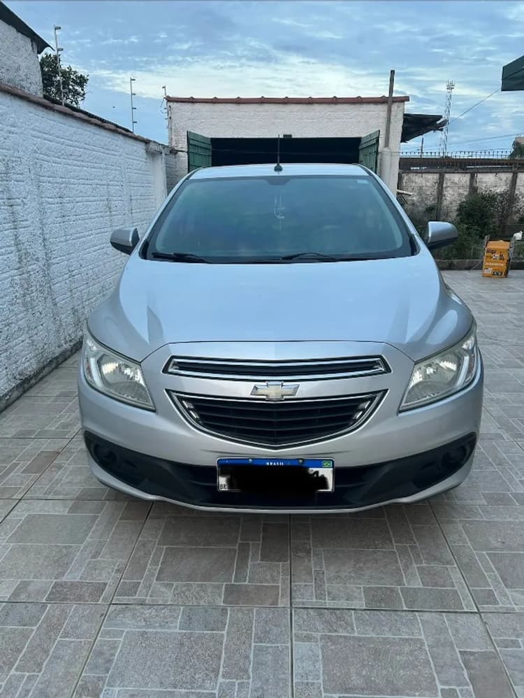 Chevrolet Onix Hatch LT 1.0 8V Flex Power Mec. 4P 2013