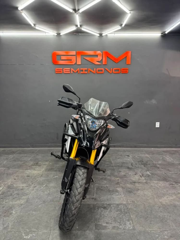 BMW G310