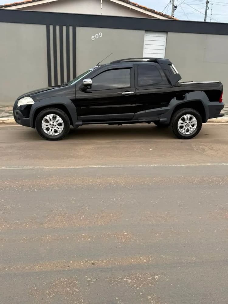Fiat Strada Adventure1.8/ 1.8 Locker Flex CD 2010