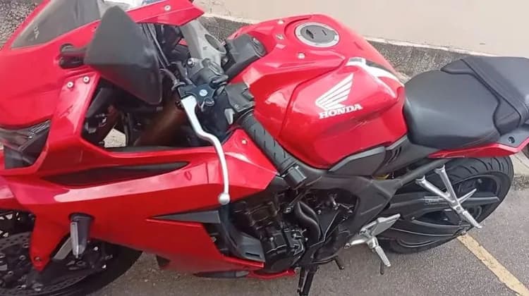 Honda CBR650R 