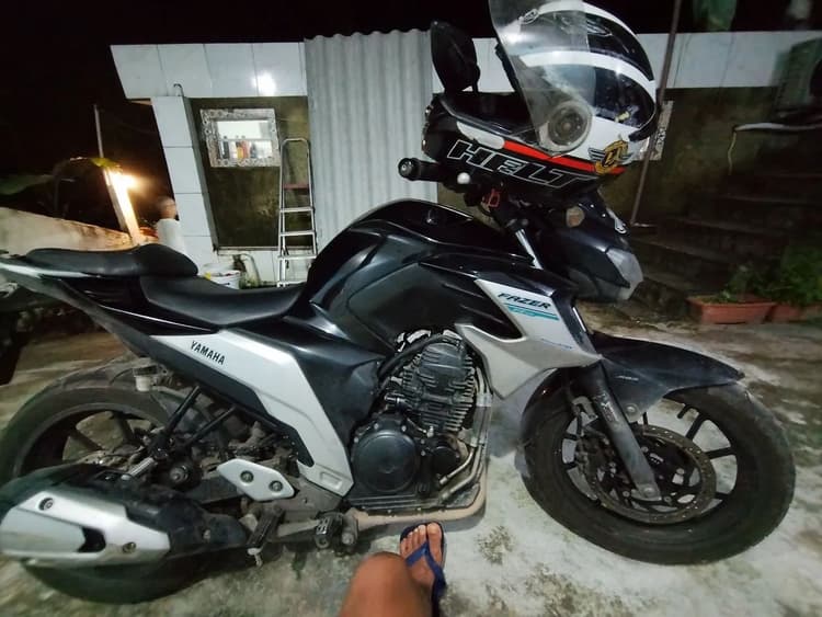 Fazer 250
