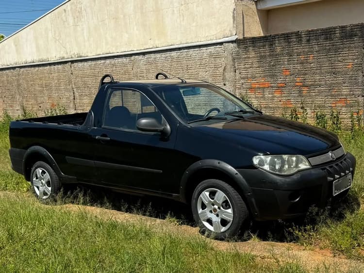 Fiat Strada 1.4 MPI Fire Flex 8V CS 2012