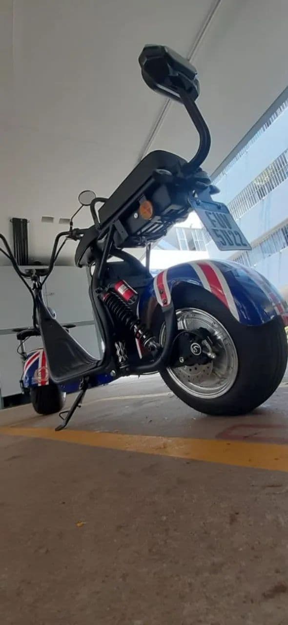 SCOOTER ELÉTRICA SEMI NOVA