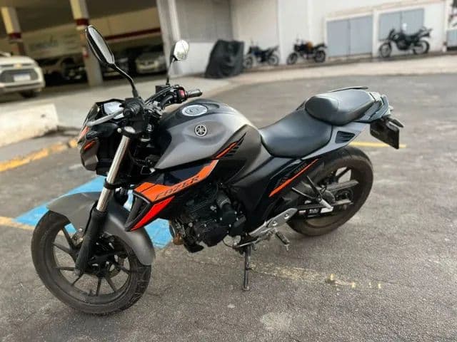 VENDO 23.900