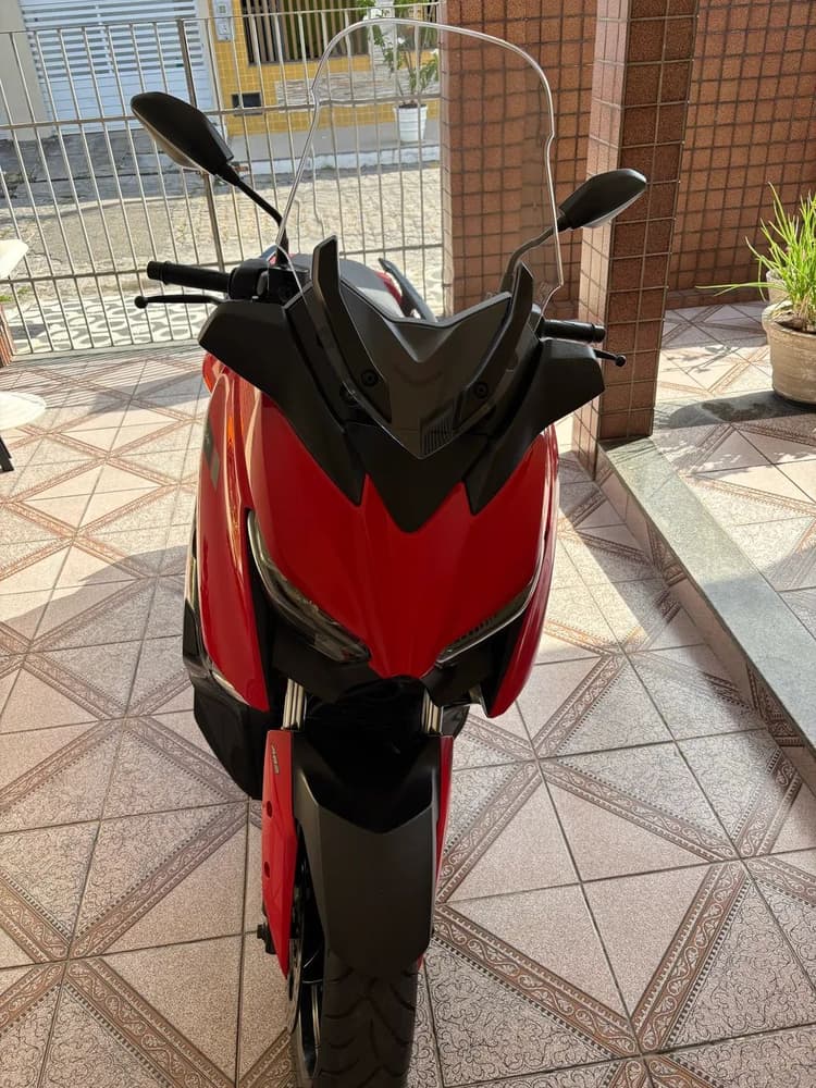 Yamaha Xmax 250 