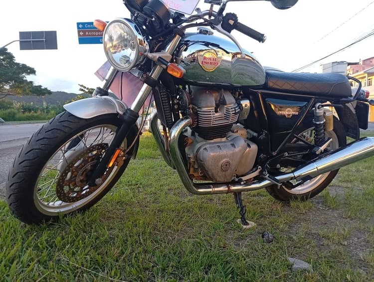 Interceptor 650 CC