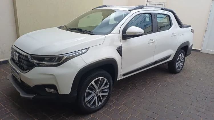 Fiat Strada Volcano 1.3 Flex 8V CD Aut. 2022