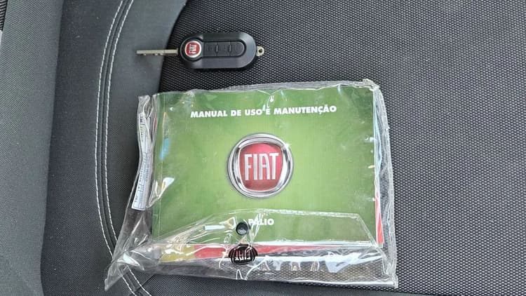 Fiat Palio Essence 1.6 Flex 16V 5P 2015
