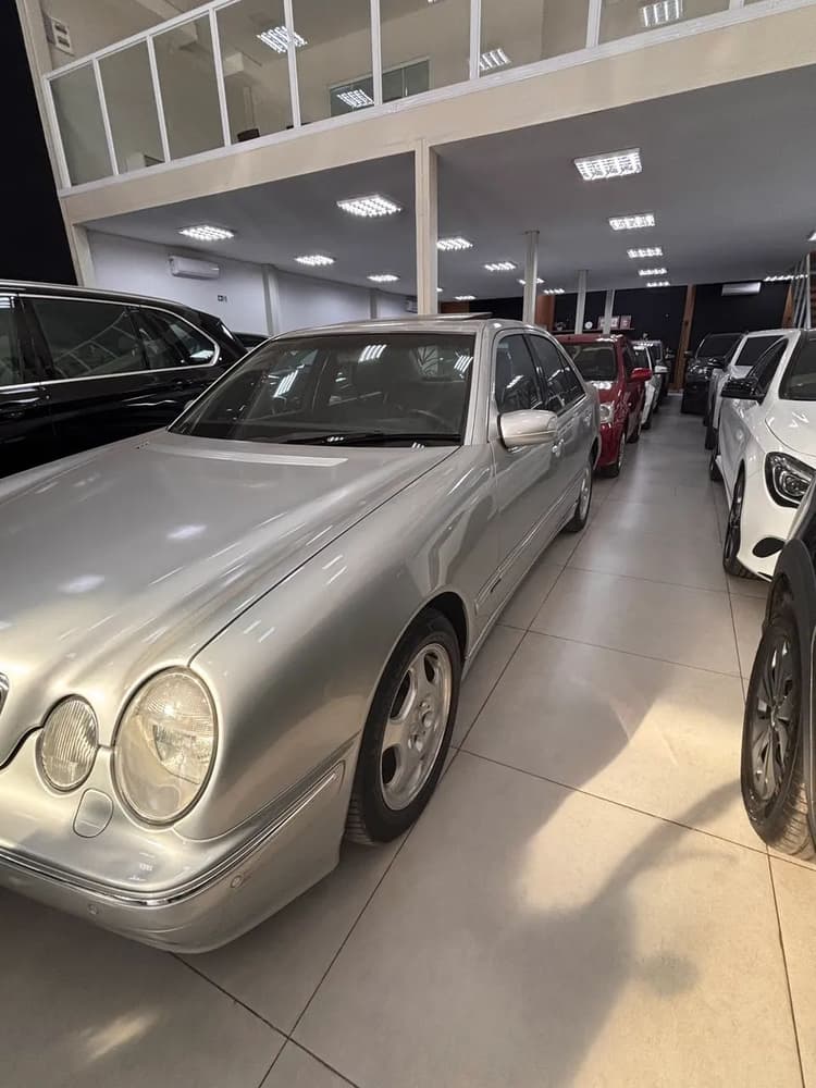 Mercedes-Benz E-320 3.2 Elegance 2001
