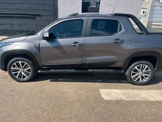 Fiat Strada Volcano 1.3 Flex 8V CD 2022
