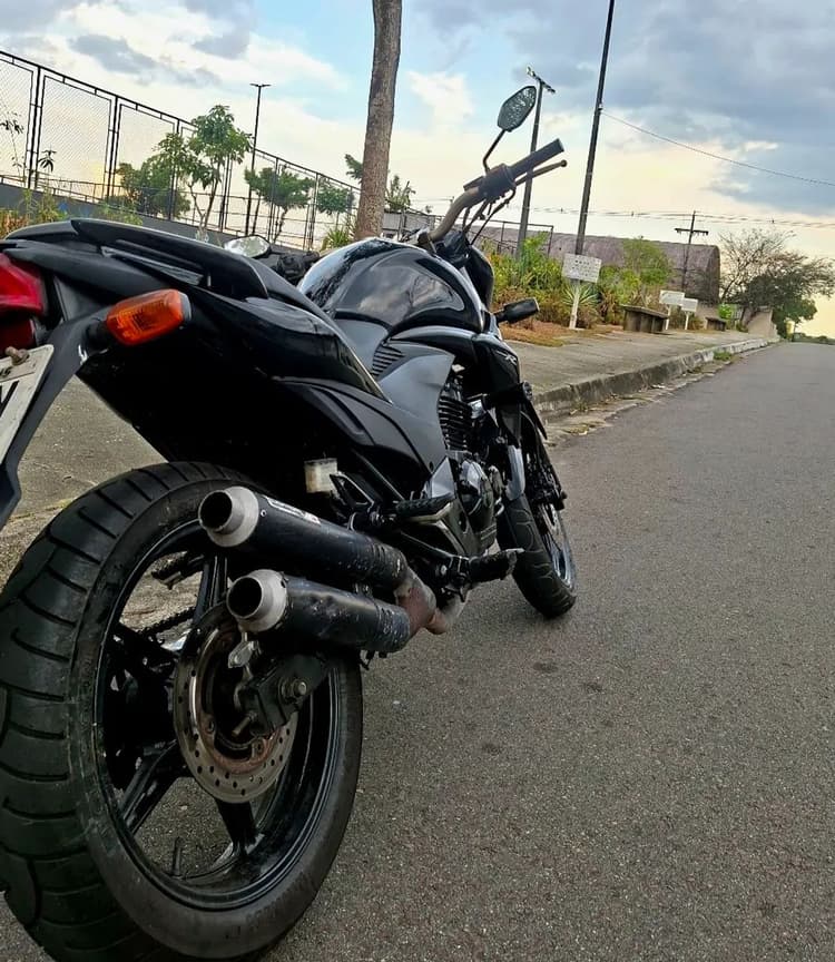 Cb 300 $8.000