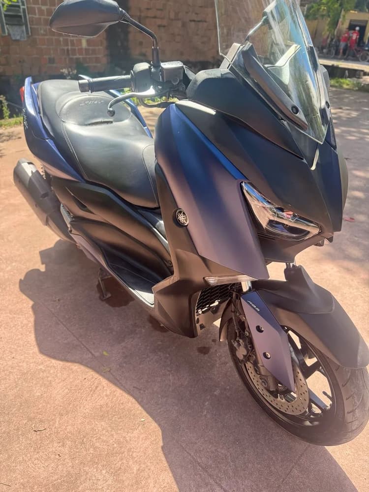 Vendo scooter Xmax 