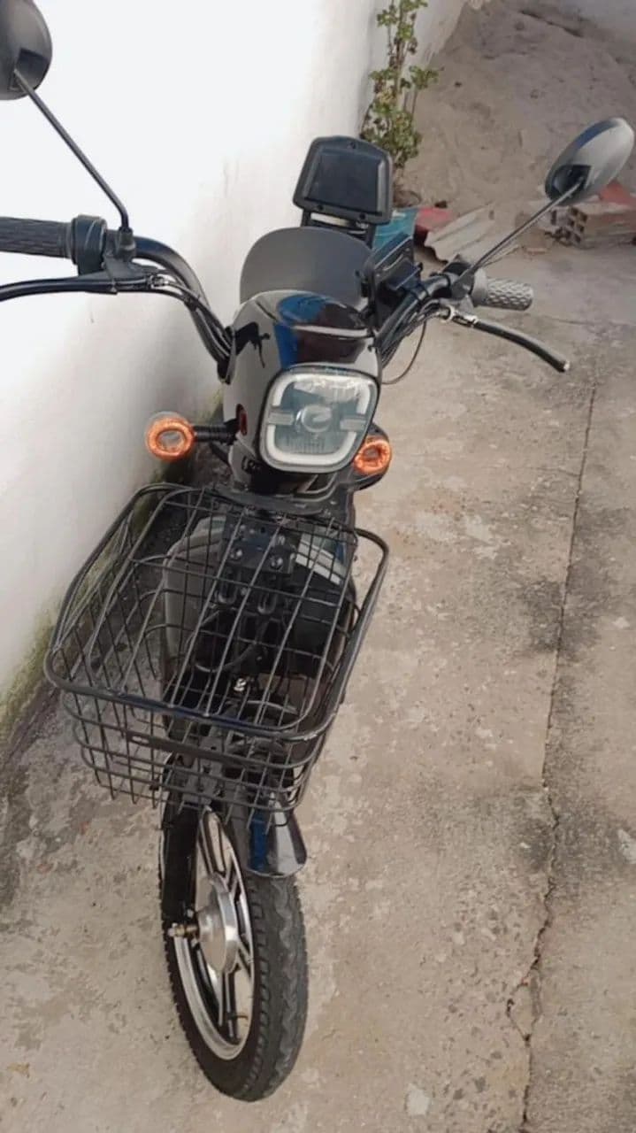 Scooter elétrica 