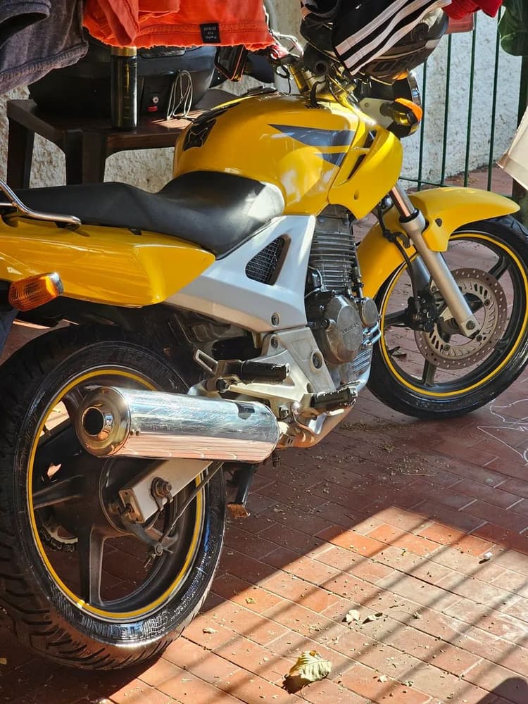 Cbx 250 twister