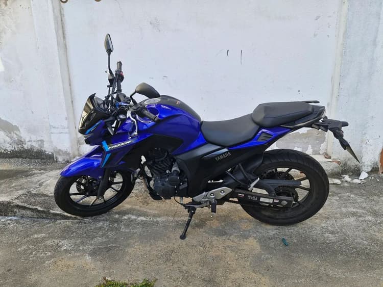 Fazer 250