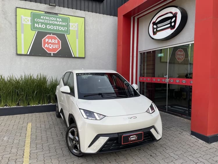 BYD Dolphin EV (Elétrico) 2024