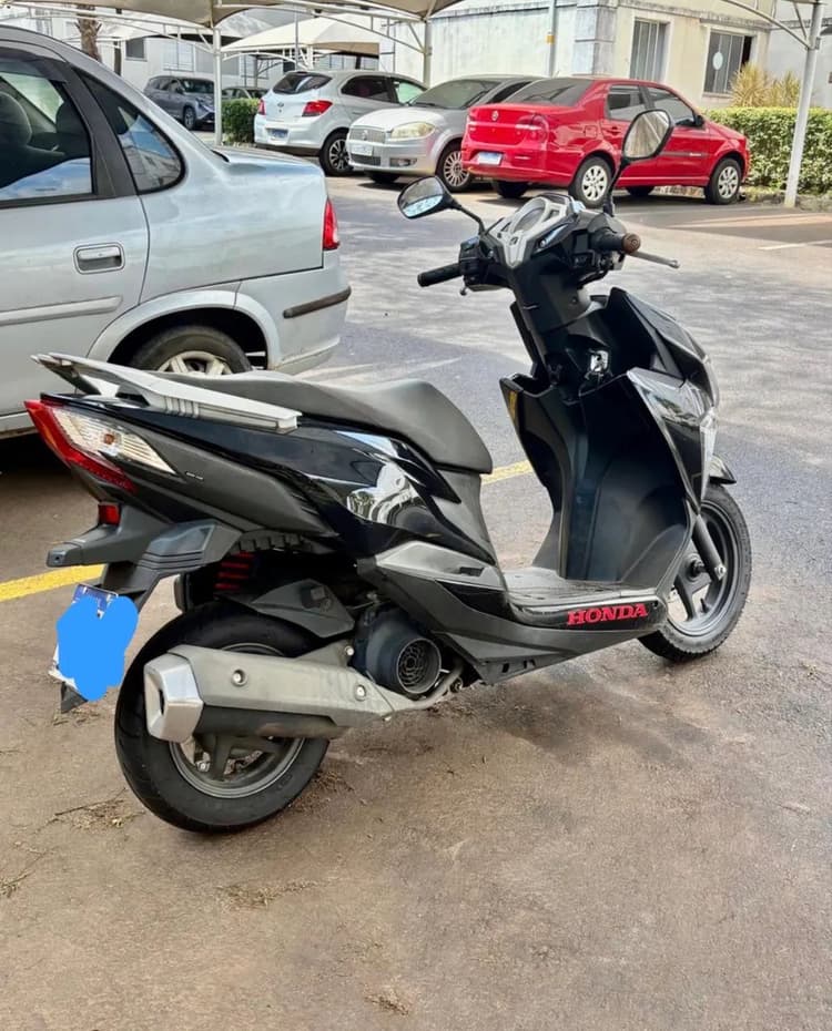 Elite com km baixa 
