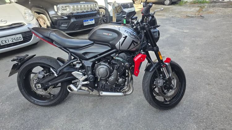 Trident 660 impecavel com todos acessórios 
